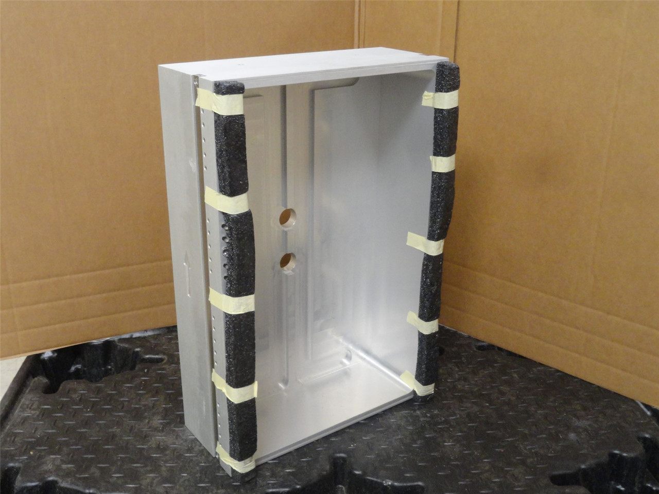 Multivac 108318773A-103000; Aluminum Die 600mm x 380mm x177mm Multivac 108318773A-103000; Aluminum Die 600mm x 380mm x177mm