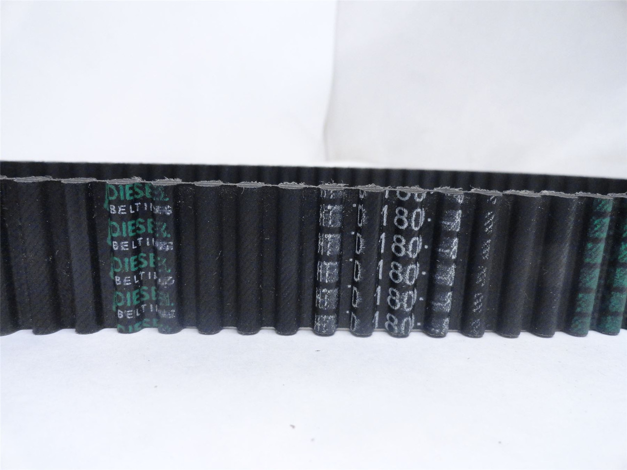 Diesel Belting TP1800-8MGT-30; Twin Power Belt 1800mm Long