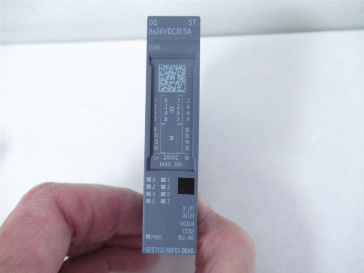 Siemens 6ES7132-6BF01-0BA0; OUTPUT MODULE 8 DIGITAL 24V