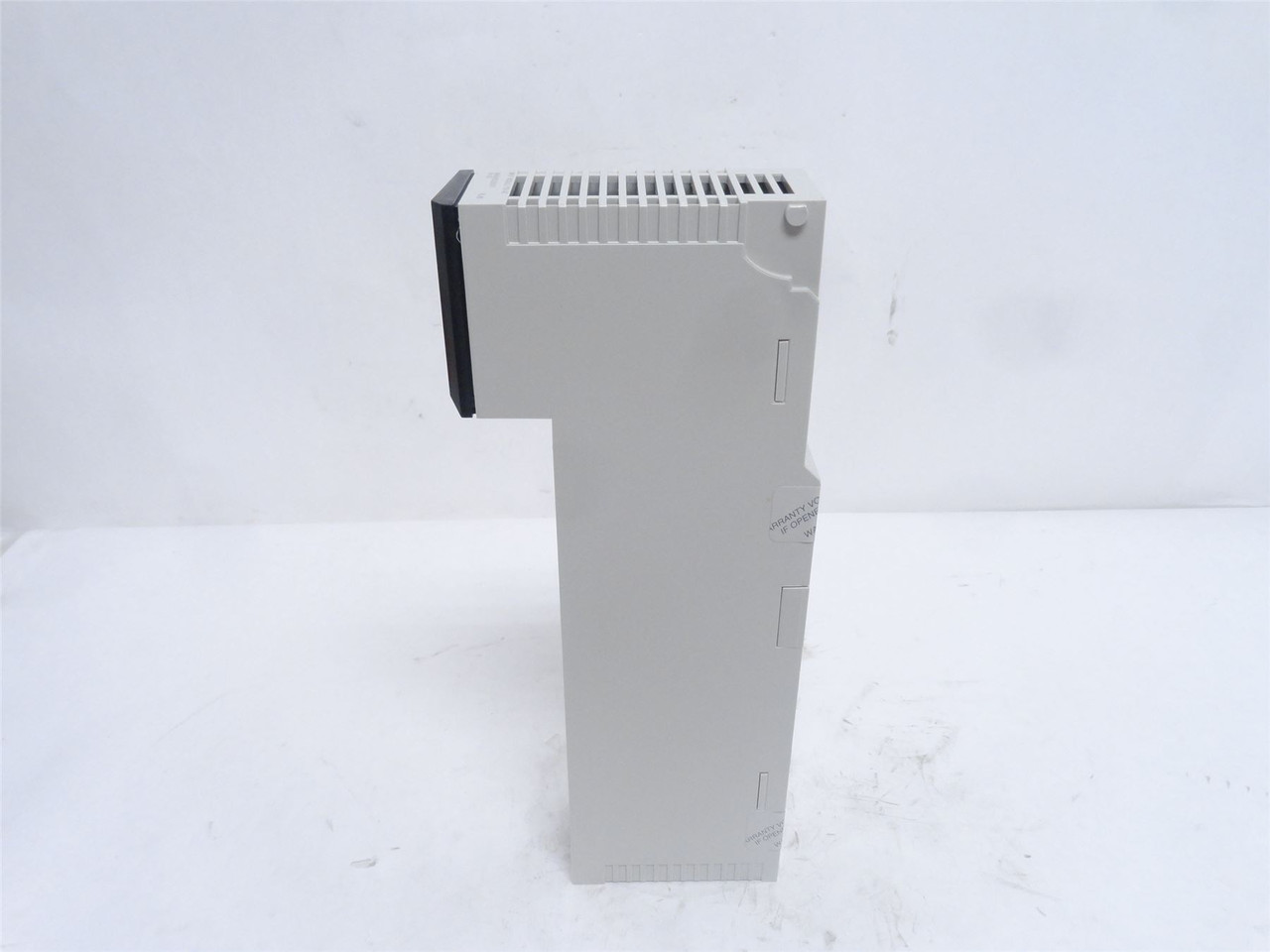 Schneider 140DA154300;  Modicon Quantum Input Module; 115VAC