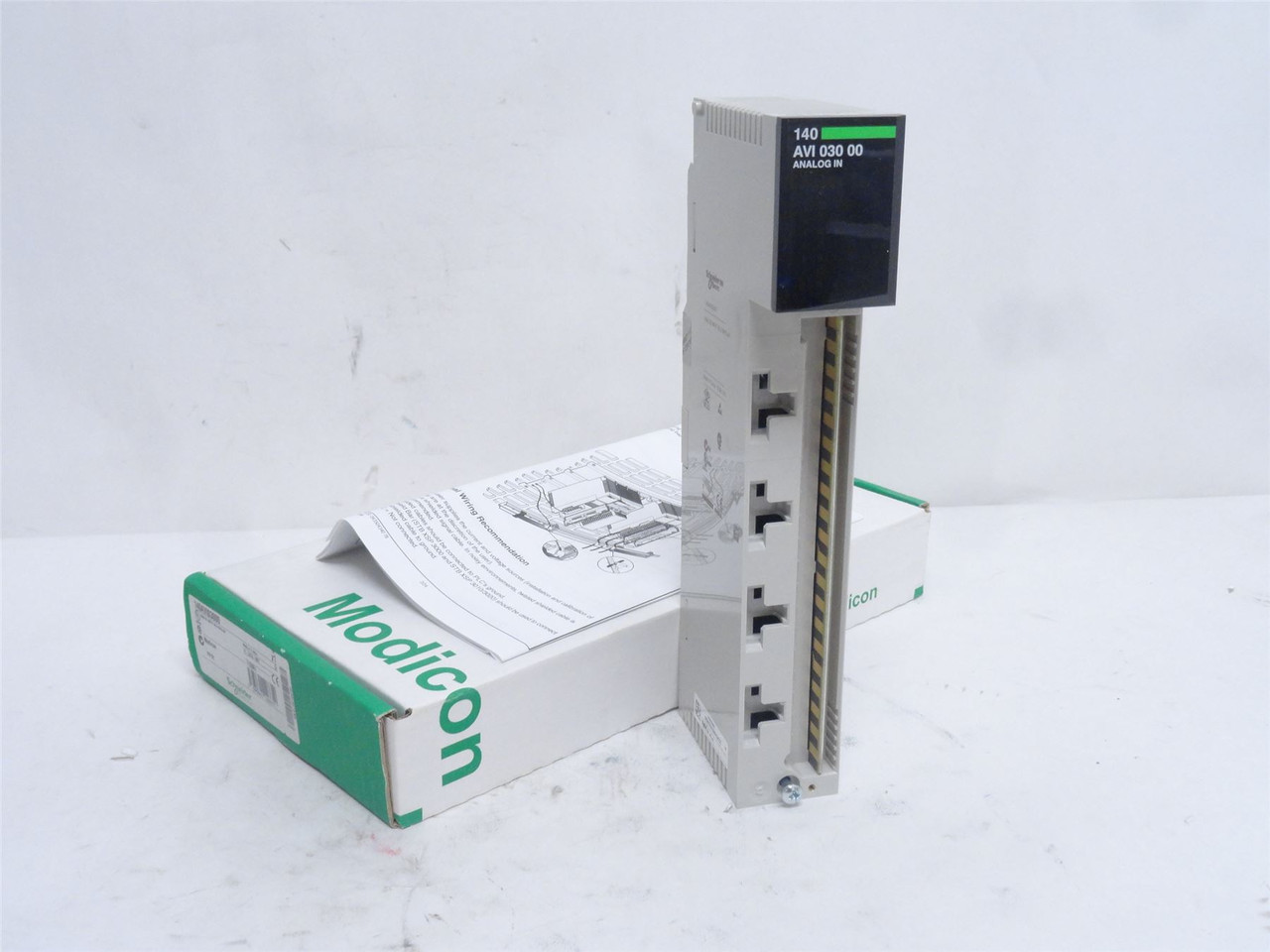 Schneider 140AVI03000; Analog Input Module; 50VDC; 25mA; 8-Ch