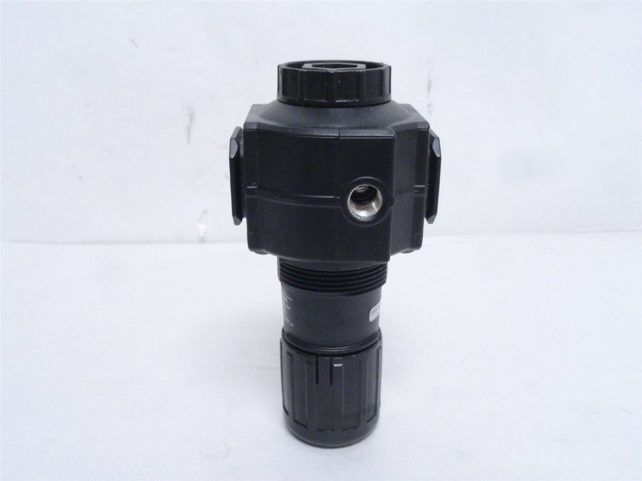 Norgren R74G-4AK-RMN; Pneumatic Regulator;1/2"PTF; 150PSI Out