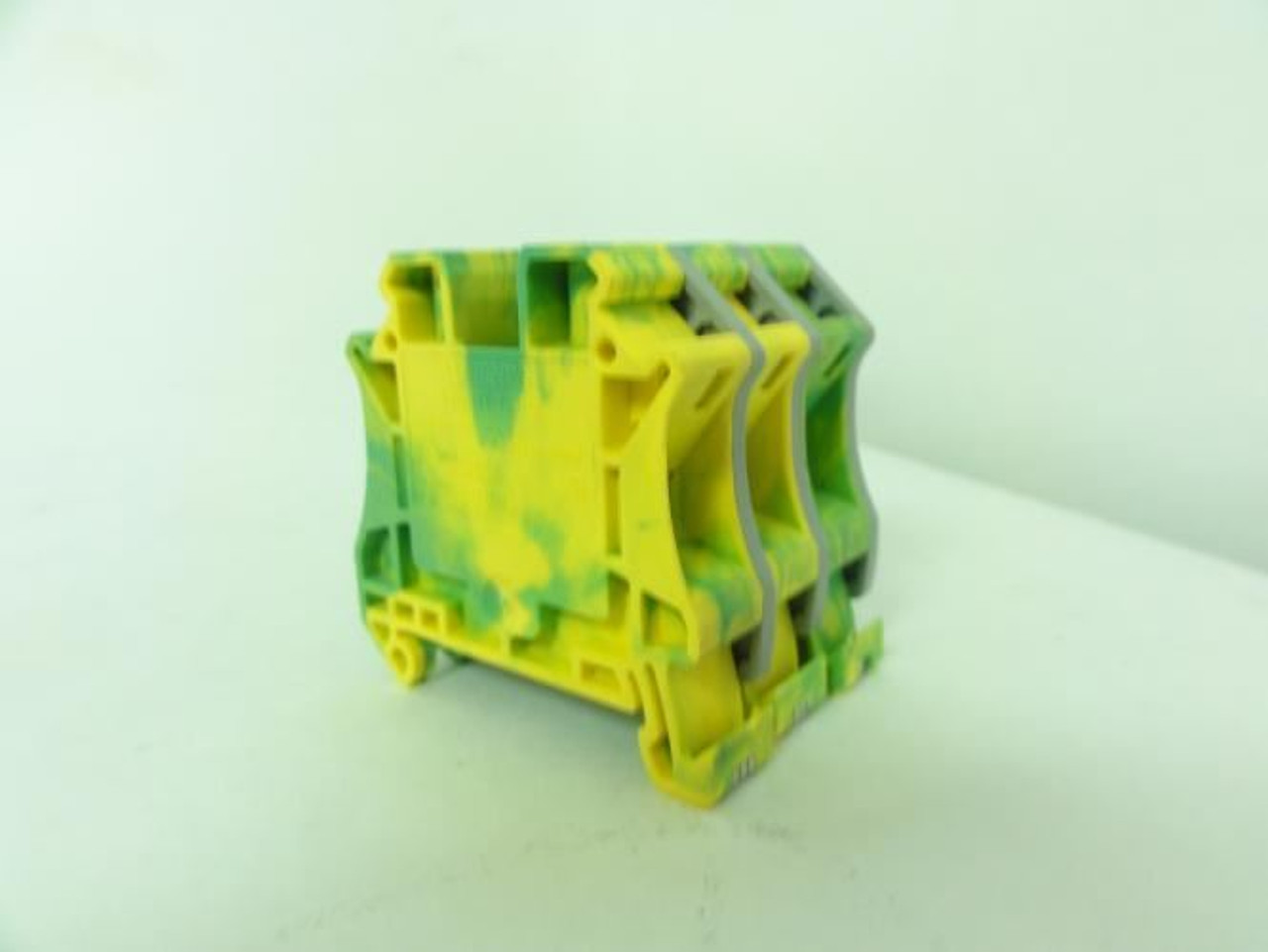 Phoenix UT10-PE; Lot-3 Terminal Block Connector; 41A