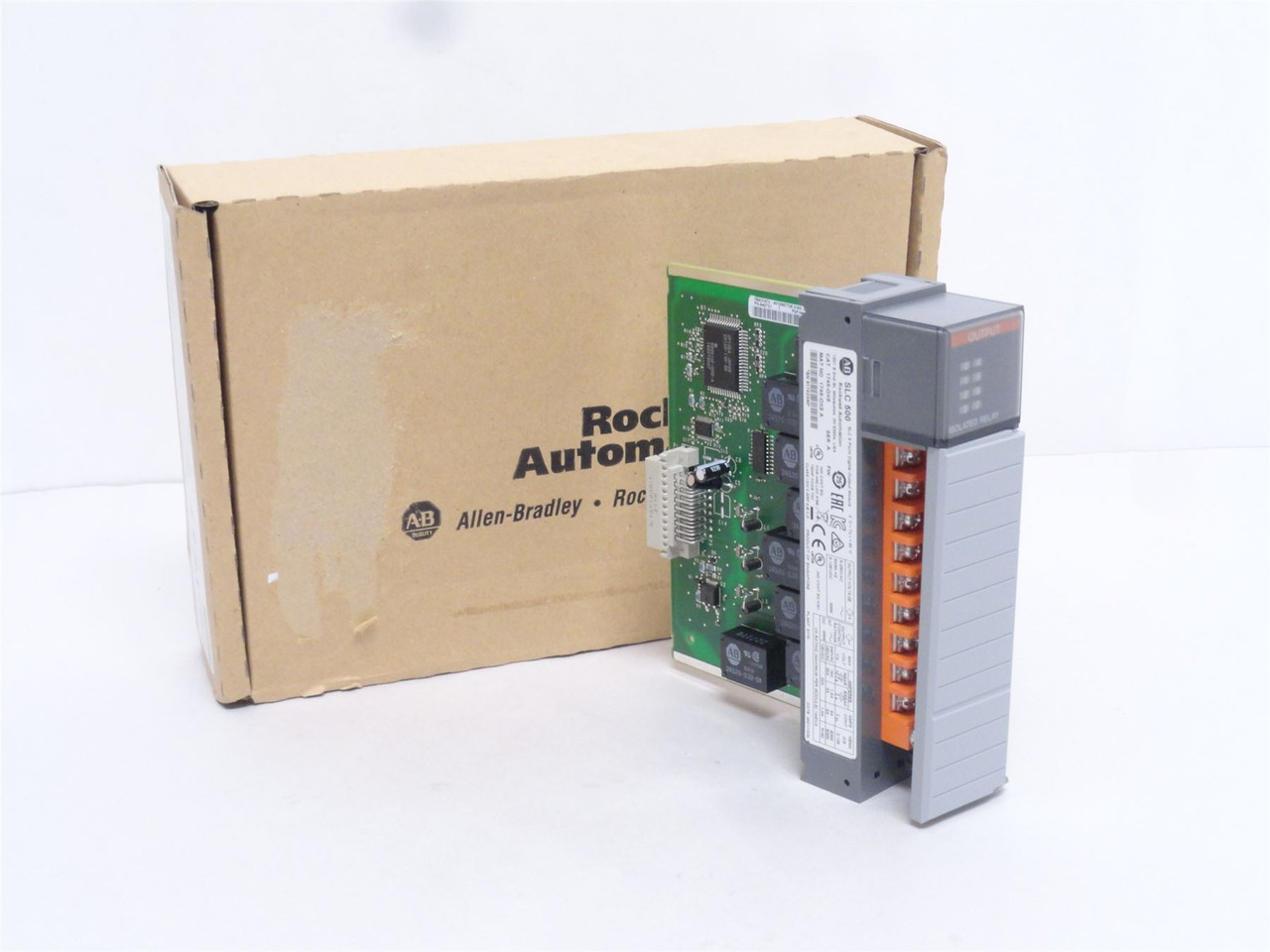 Allen-Bradley 1746-OX8; Output Module; 5A; 265VAC; 8-Point