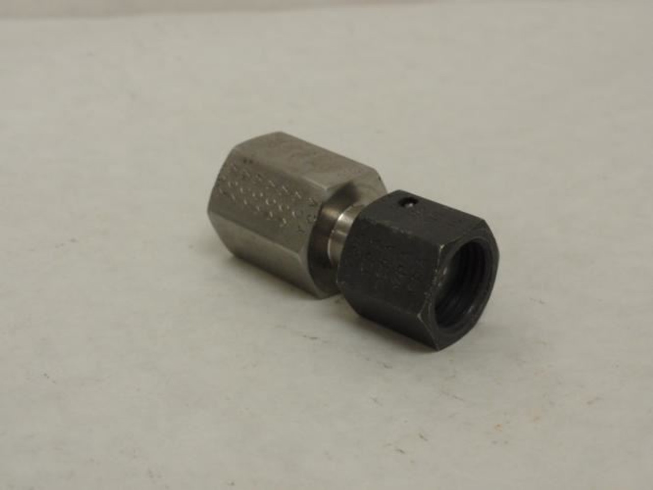 SSP SS4-4C; Swivel Nut Pipe Connector; SS-316; 1/4 NPT; 1/4 OFS SSP SS4-4C; Swivel Nut Pipe Connector; SS-316; 1/4 NPT; 1/4 OFS