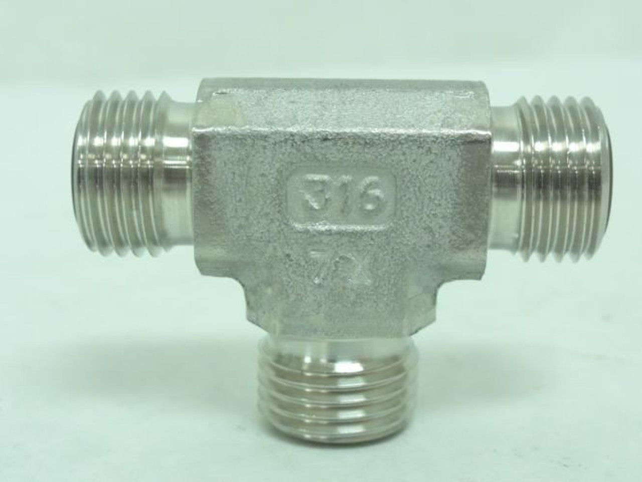 SSP P4T; Union Tee; SS-316; 1/4 OFS (x3) SSP P4T; Union Tee; SS-316; 1/4 OFS (x3)