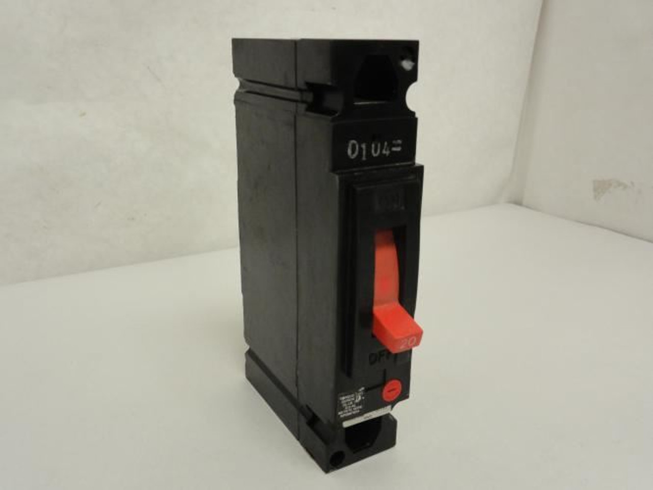 GE THED113020; Circuit Breaker; 20A; 1 Pole; 277 Vac