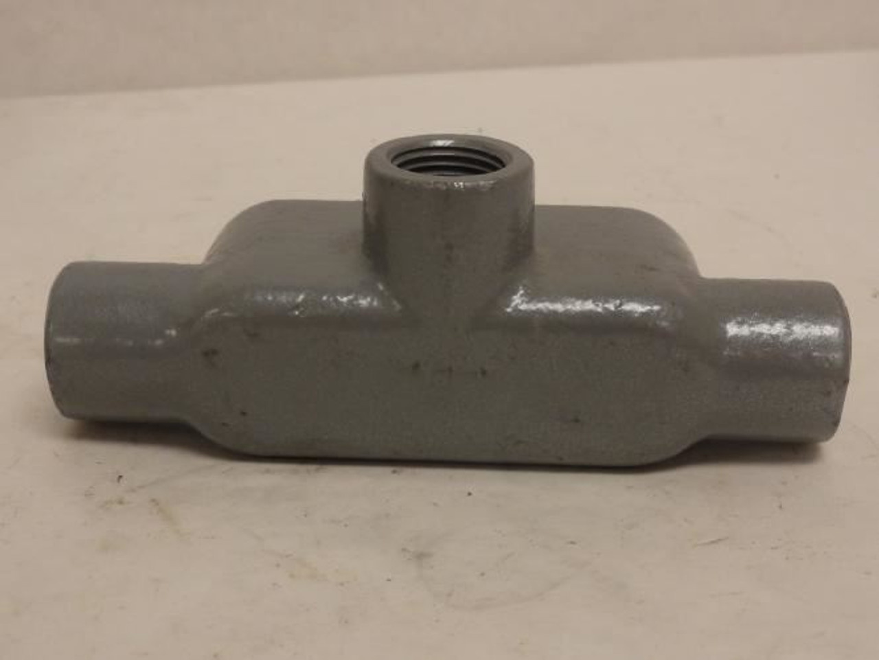 Killark OT-1M; Duraloy Conduit Outlet Body; 1/2 FNPT; T-Style