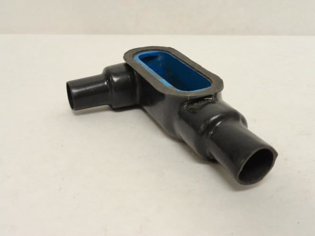 T&B LR17-B-1; Ocal-Blue Conduit 90Deg; Size: 1/2" NO Cover