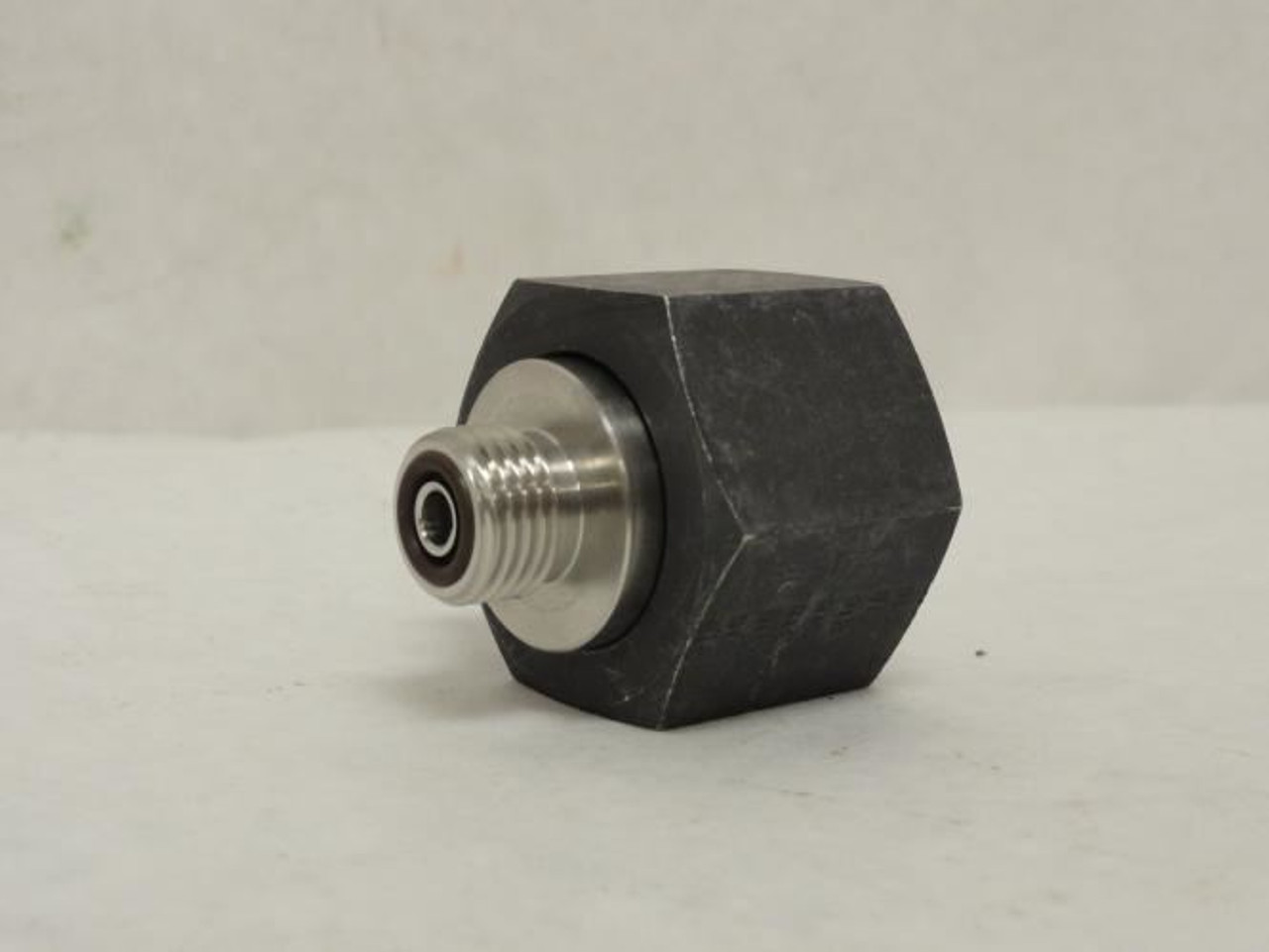 SSP P4-12FC-M; Pipe Connector 1/4 OFS Male x 3/4 OFS Female SSP P4-12FC-M; Pipe Connector 1/4 OFS Male x 3/4 OFS Female