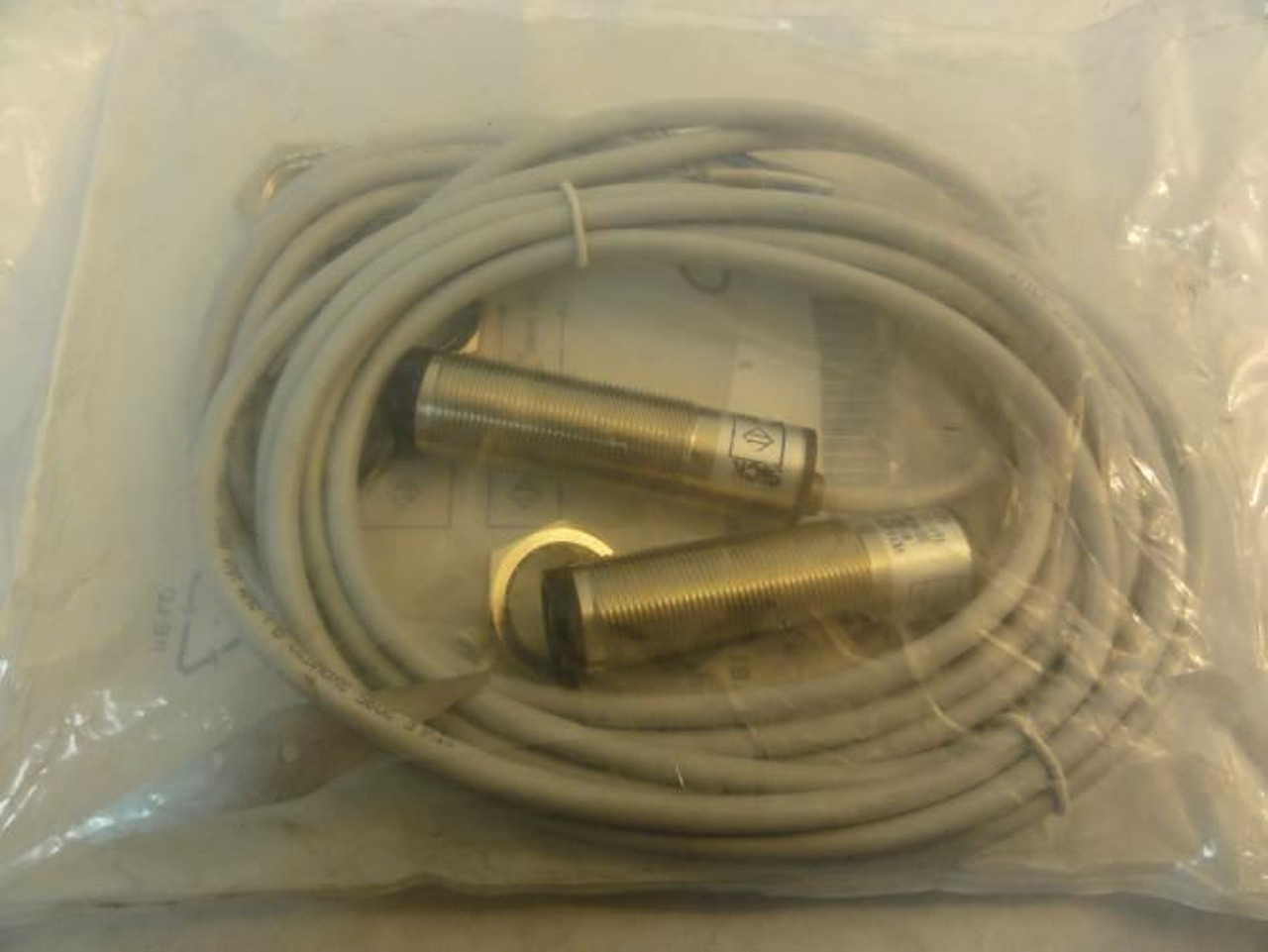 Sick VS/VE18-4P3212; Photoelectric Sensor; 10-30VAC; 100mA
