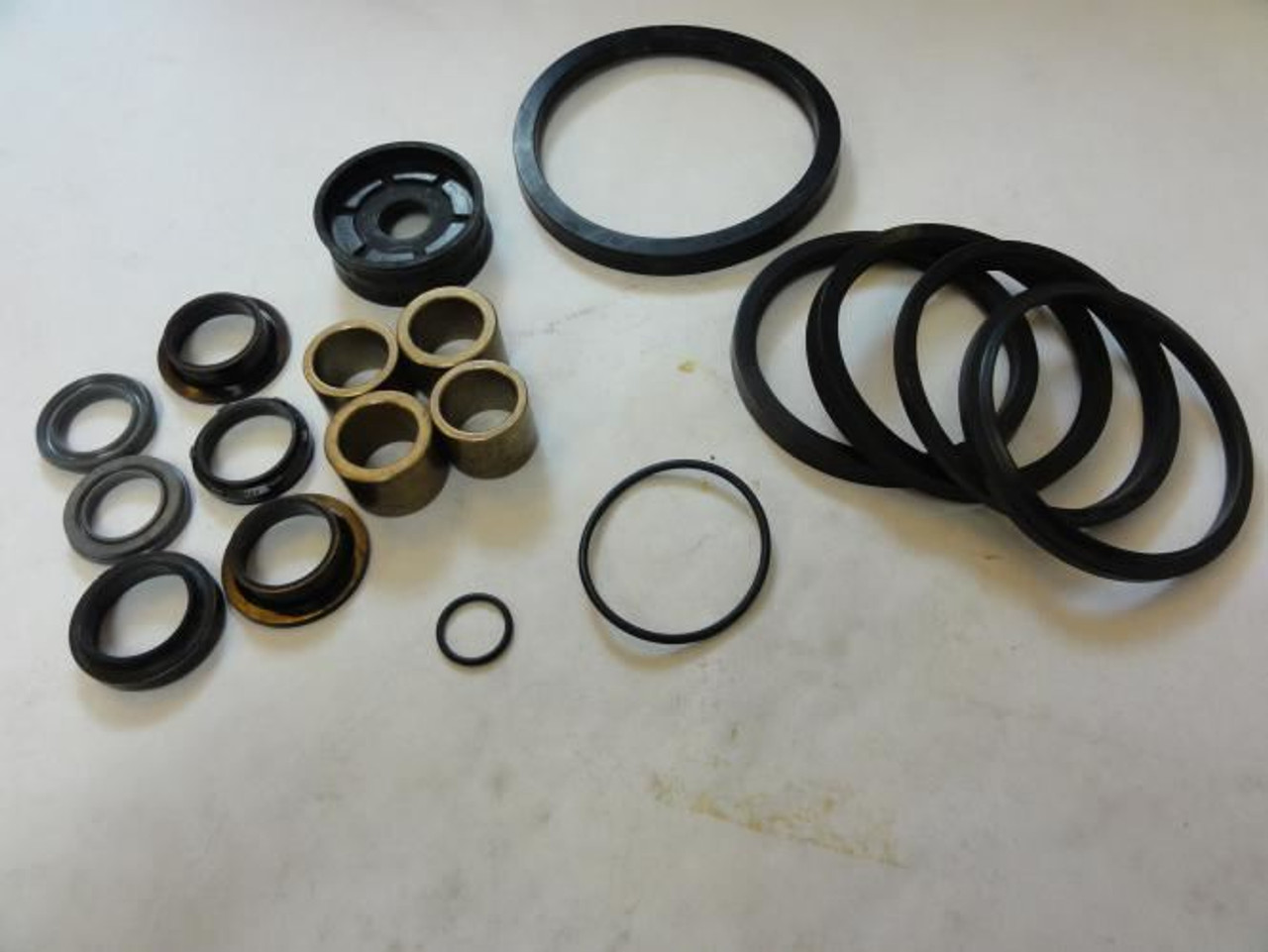 Bosch 1827009069; Cylinder Seal Kit; Size: 50mm Bosch 1827009069; Cylinder Seal Kit; Size: 50mm