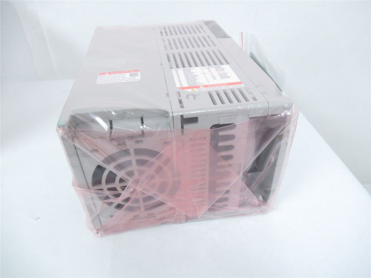 Allen-Bradley 22D-D012N104; AC Drive 7.5HP 440VAC