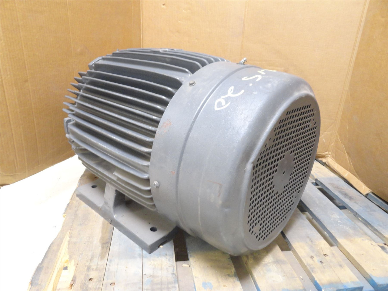 Westinghouse NP0404; Re-wind AC Motor 40HP 460V 1800RPM; 3PH