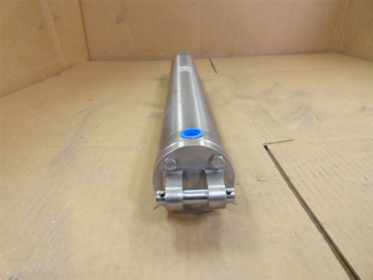 Bimba CYL-9886259; Air Cylinder; SS; 2-1/2"ID x 18" Stroke Bimba CYL-9886259; Air Cylinder; SS; 2-1/2"ID x 18" Stroke