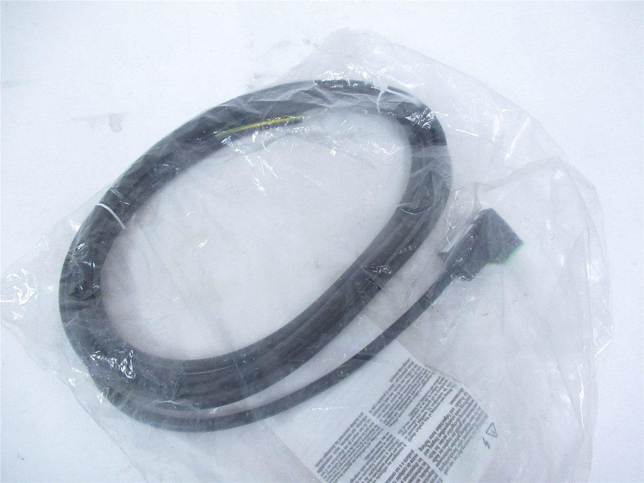 Murr 700-94021-6160300; Cable MSUD Valve Plug 24VAC 3m