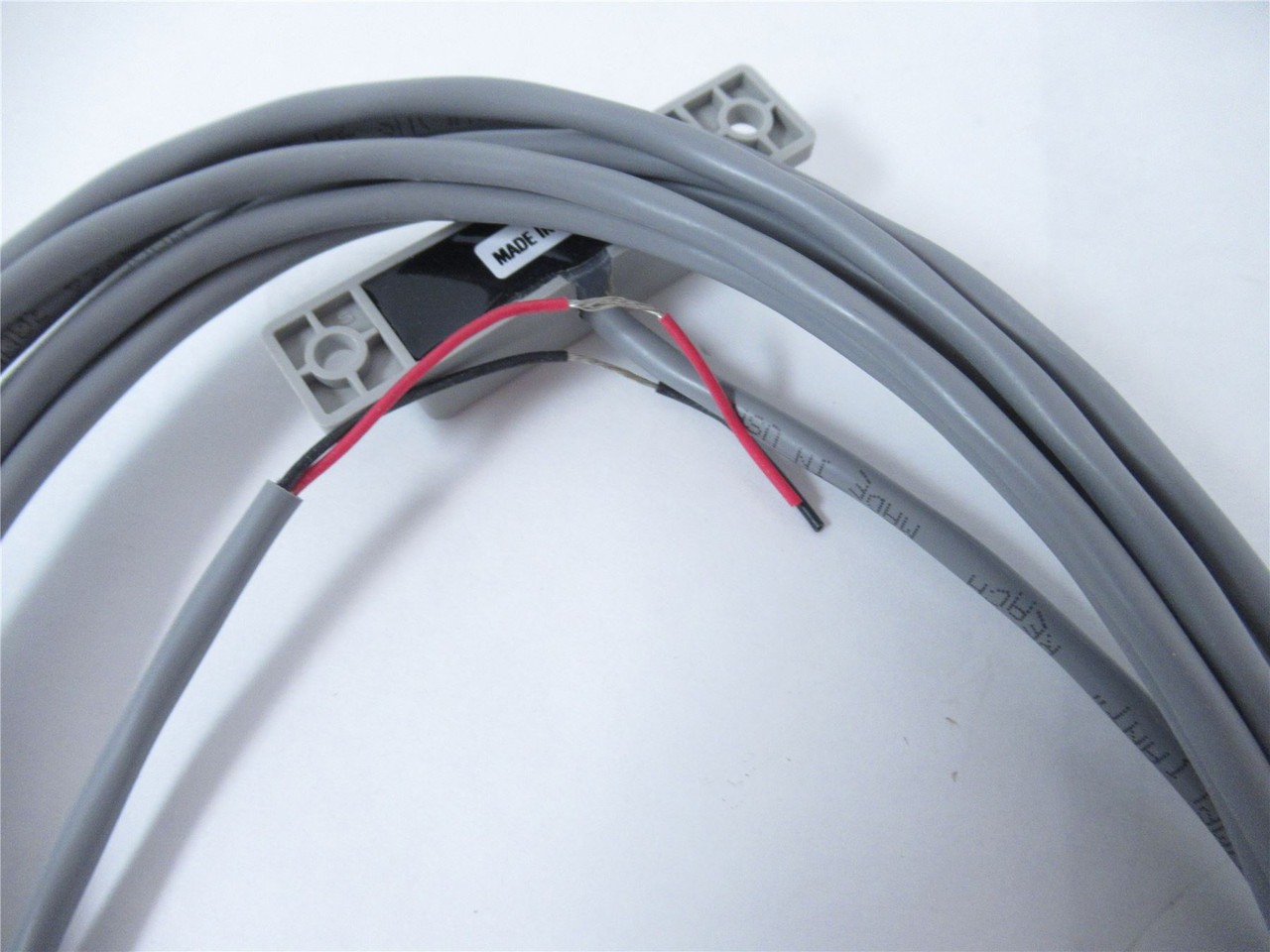 Sentrol 111-6Y-12J; Safety Switch 120VAC/DC 0.2 A 25VA/25W12'