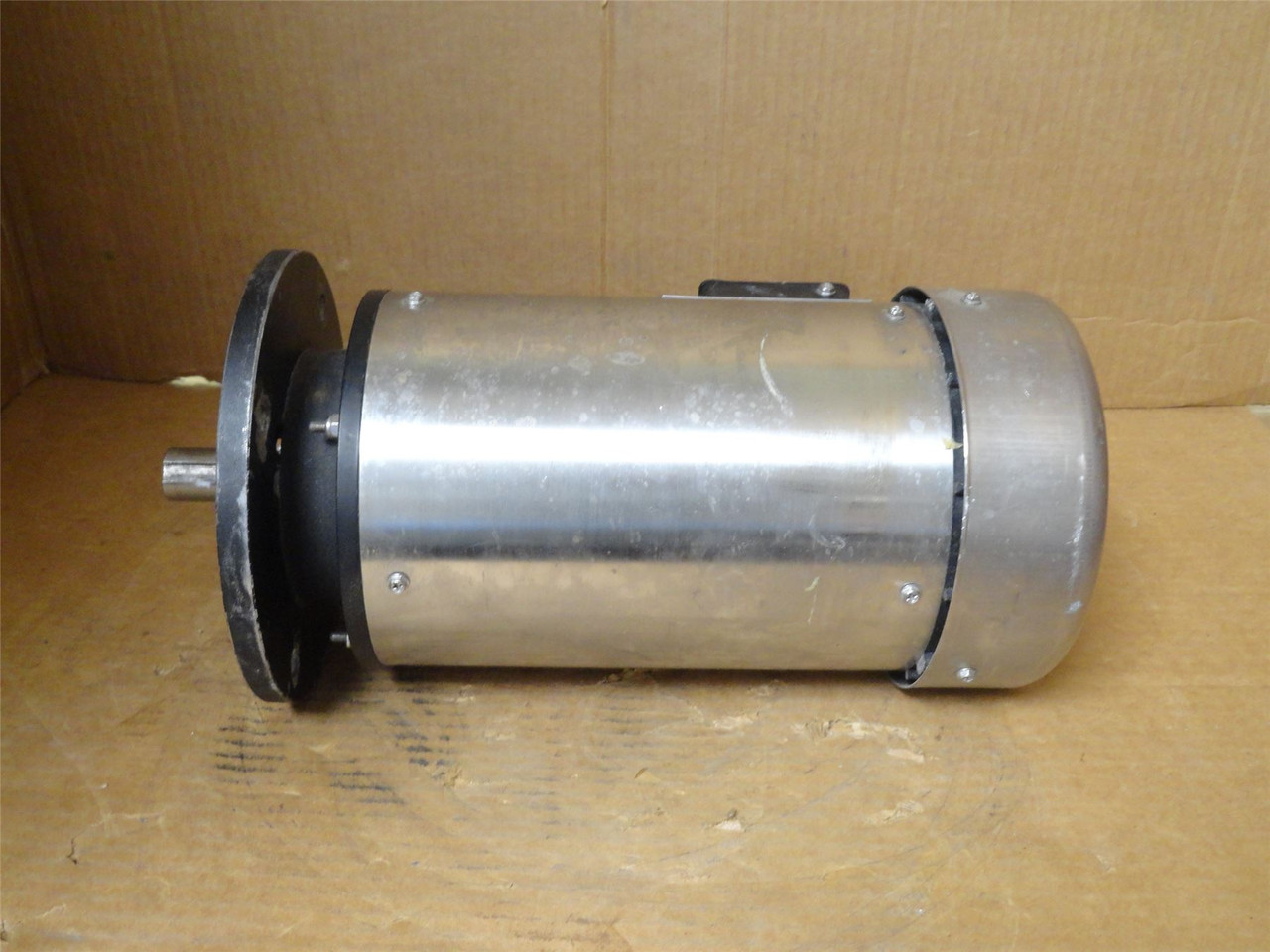 Leeson C6T17WZ6C; AC Motor 115933.00. 2HP; 230/460V; 1740RPM; 3PH