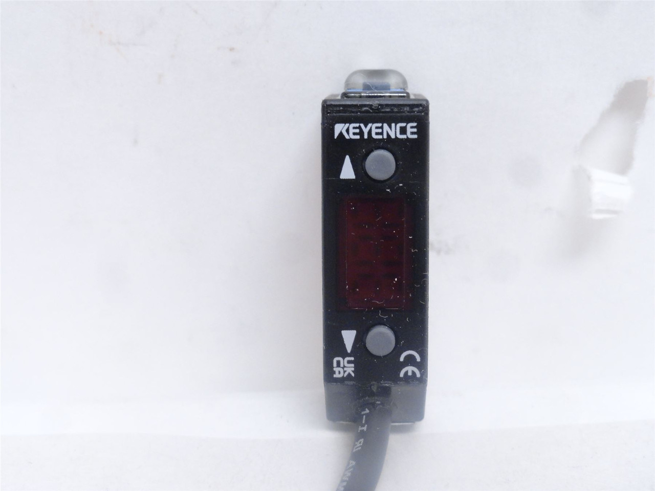Keyence PZ-V13P; Square Reflective Photo Sensor; 12-24VDC