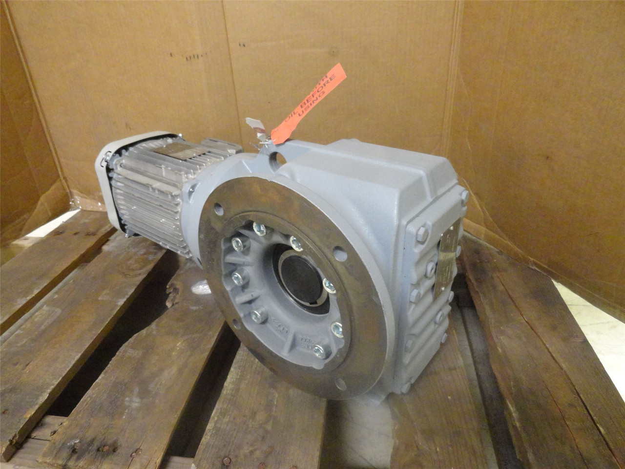 JBT N0117950; AC Gearmotor; 88.97:1 Ratio; 2HP; 230/460V; 60Hz JBT N0117950; AC Gearmotor; 88.97:1 Ratio; 2HP; 230/460V; 60Hz