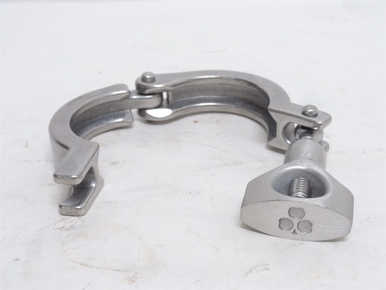 MFG- 13MHHM100-150; Sanitary Single Pin Clamp; 1-1.5"; SS MFG- 13MHHM100-150; Sanitary Single Pin Clamp; 1-1.5"; SS