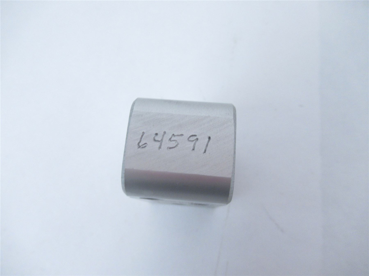 Douglas 64591; Block Pivot