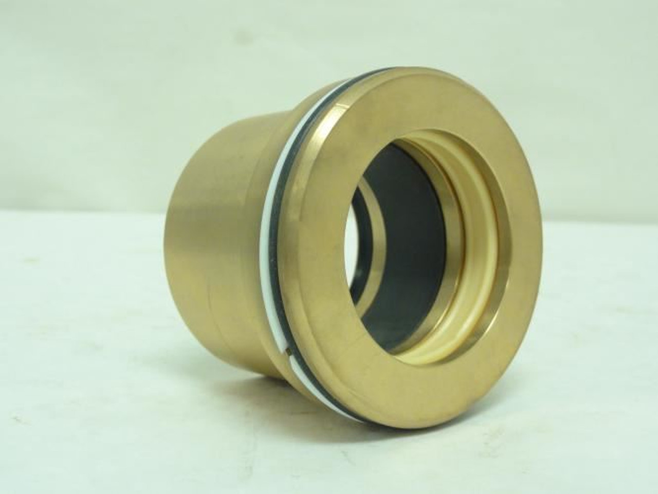 Parker 702909; Rod Cartridge Seal; 1-3/4"ID; 2-11/16" Flange OD