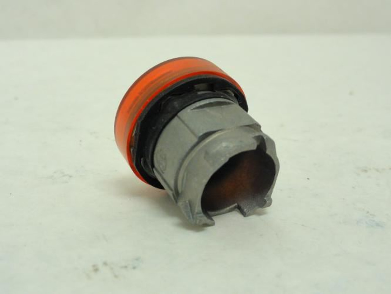 Schneider ZB4-BV043; Red Pilot Light Head; 22mm Schneider ZB4-BV043; Red Pilot Light Head; 22mm