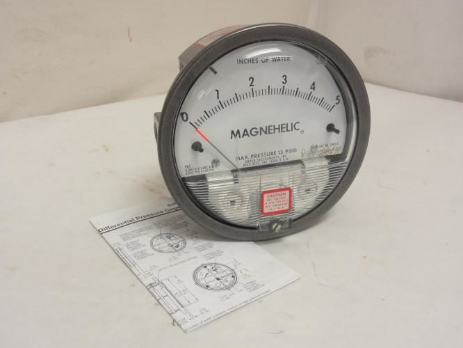 Dwyer 2008; Pressure Gauge; 0 to 8 Inch; H2O