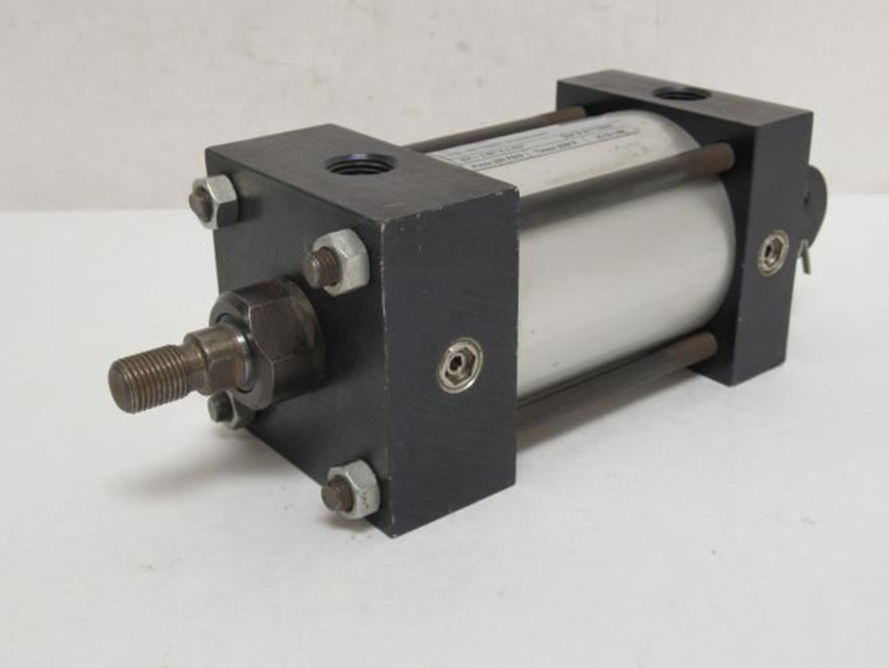 Eaton VP10ERCA1AN02000; Air Cylinder 2-1/2" Bore x 2" Stroke Eaton VP10ERCA1AN02000; Air Cylinder 2-1/2" Bore x 2" Stroke