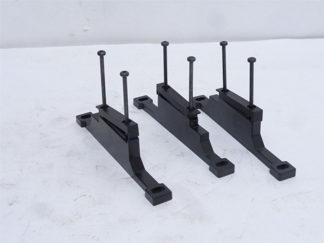 Festo 376444; Lot-3; Mounting Brackets; 6" x 3"