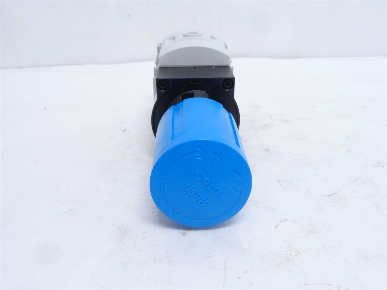 Festo MS6-LRP-1/2-D4-A8-Z; Pressure Regulator 1/2 x 1/4NPT