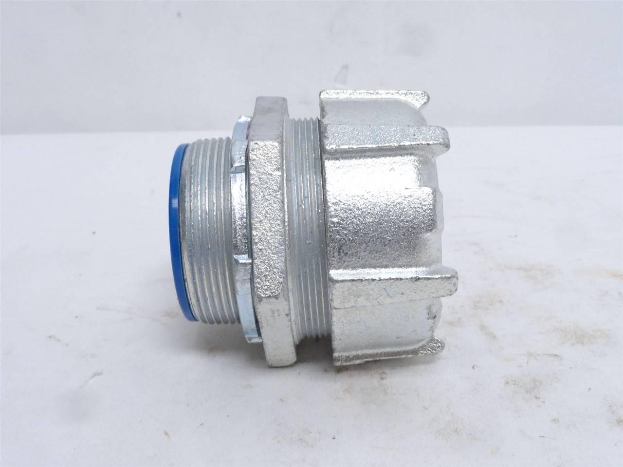 T And B 5337; Straight Liquid Tight Connector; Size:  2"