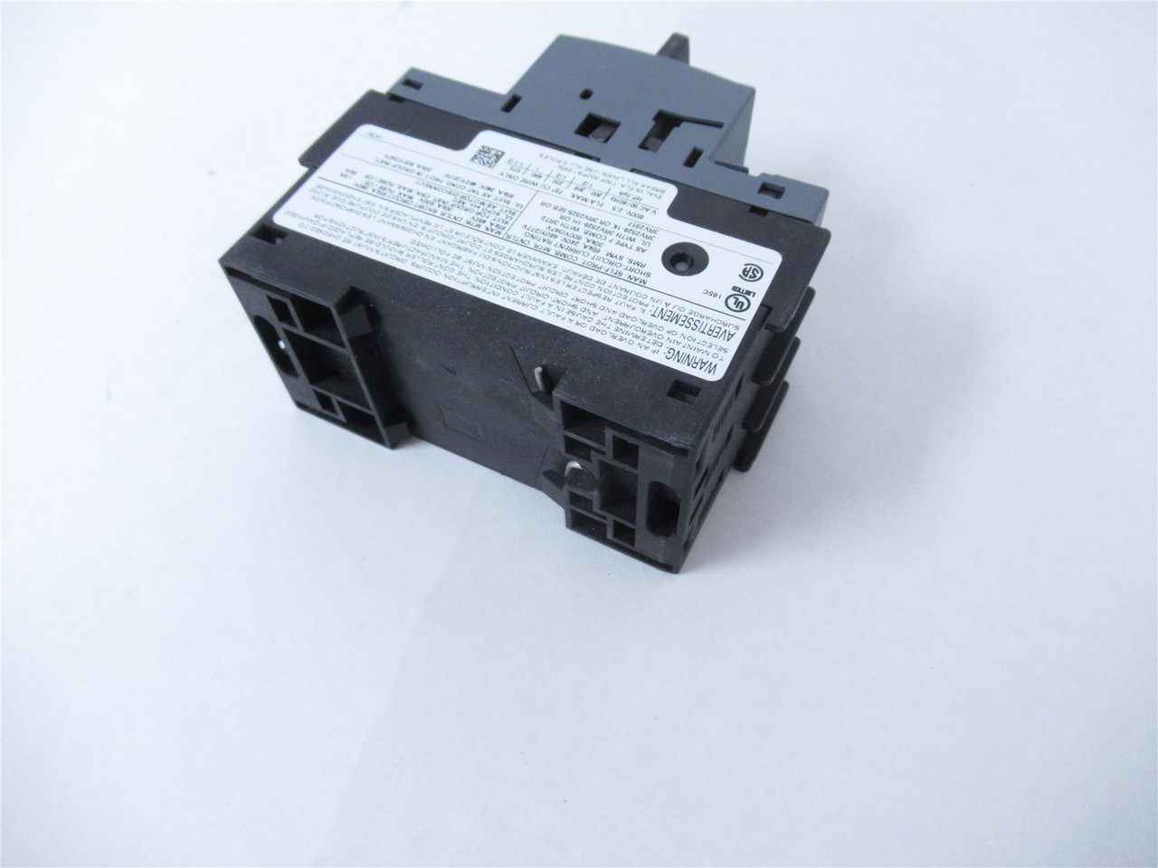 Siemens 3RV2021-1CA10; Manual Motor Starter 1.8 - 2.5A 3Pole