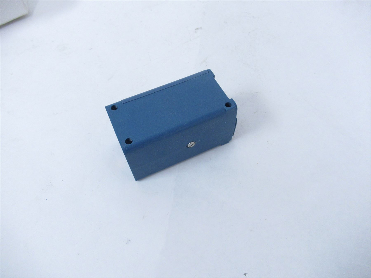 Opcon 8880C-6501; Photo Sensor Diffuse 18IN;5PIN