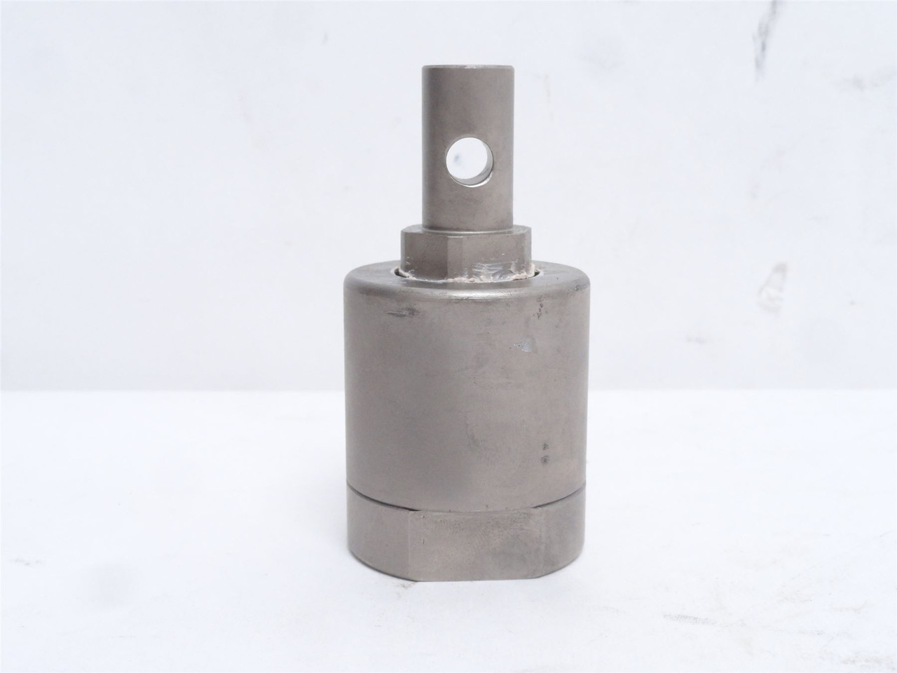 MFG- RM-SS-750-16; Self-Aligning Rod Coupler; 3/4-16 Rod Size MFG- RM-SS-750-16; Self-Aligning Rod Coupler; 3/4-16 Rod Size
