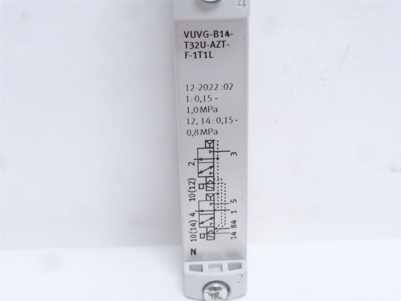 Festo VUVG-B14- T32U-AZT- F-1T1L; Solenoid Valve 573477; 1MPA