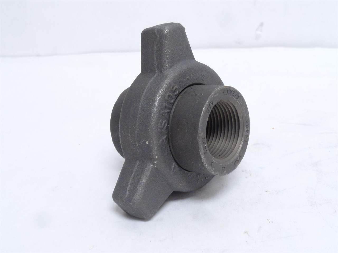 Anvil 74026543; Black Pipe Lug Union; 3/4NPT; Class 3000