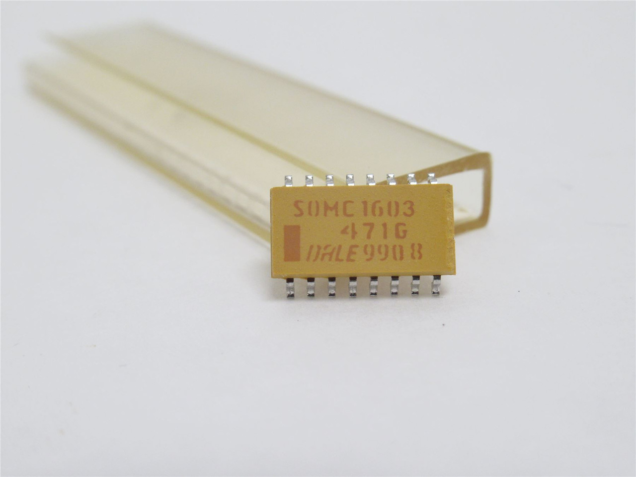 Dale SOMC1603471G ; Lot-45; Resistor Networks; 16-Pad SMD