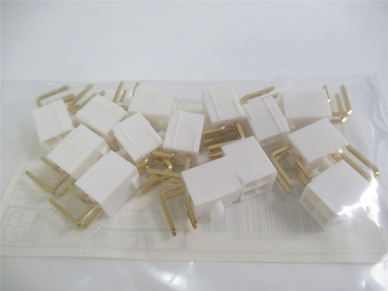 Molex 39-30-1042; Lot-14 Connector Header; 4-Position; 4.2mm