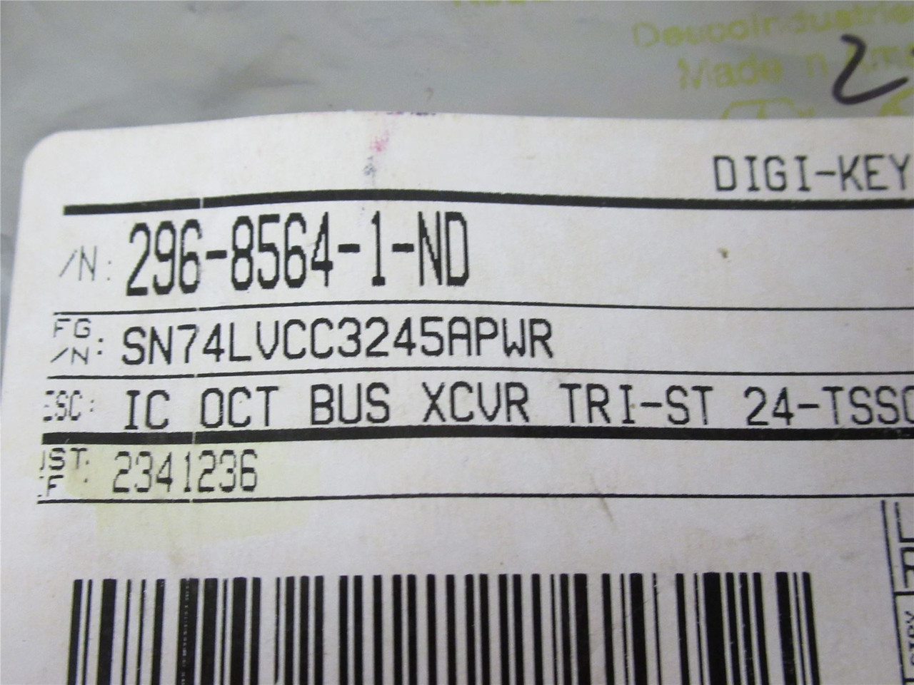 Texas Instruments SN74LVCC3245APWR; Lot-80 Bus Tranceiver IC