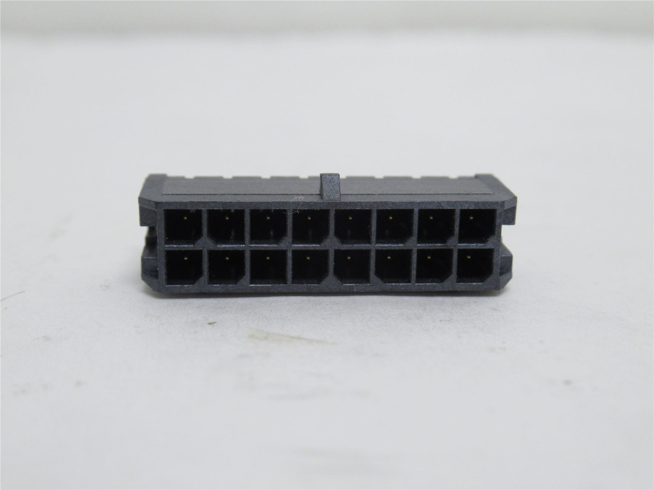 Molex 43045-1614; Lot-5 Header Connector; 16Pos; 2-Row; 600V