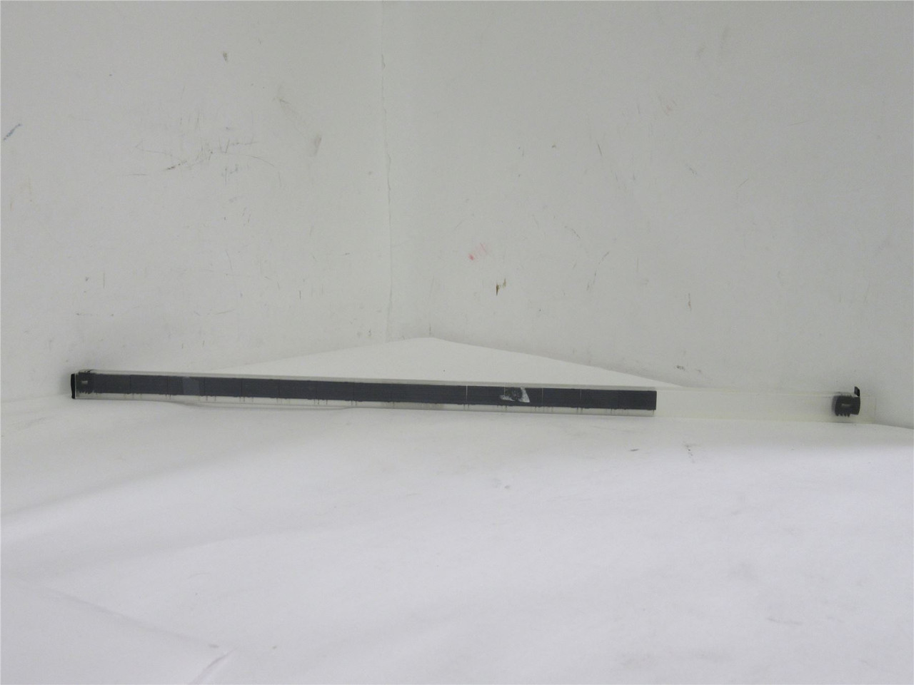 Omron G6RN-1 DC24; Lot-15 Gen Purpose Relay; 24VDC; 8A; 9.2mA