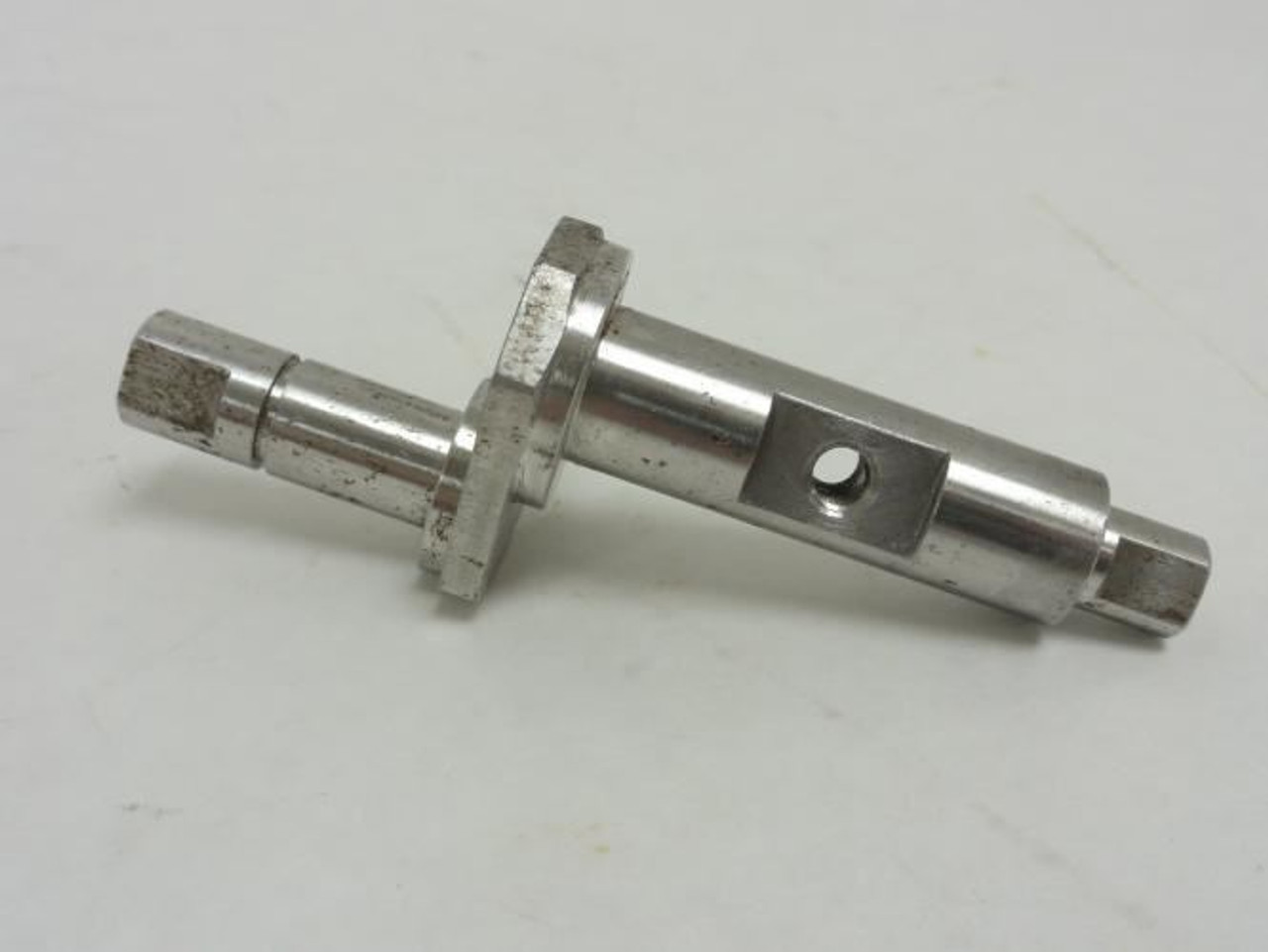 MFG- 1604603; Upper Roll Shaft; M6-1.0 Thread Size MFG- 1604603; Upper Roll Shaft; M6-1.0 Thread Size
