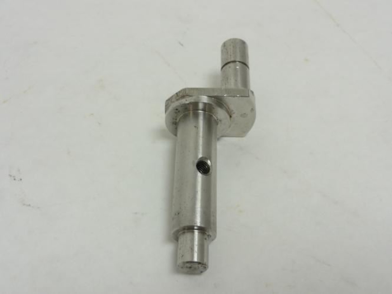 MFG- 1604603; Upper Roll Shaft; M6-1.0 Thread Size MFG- 1604603; Upper Roll Shaft; M6-1.0 Thread Size