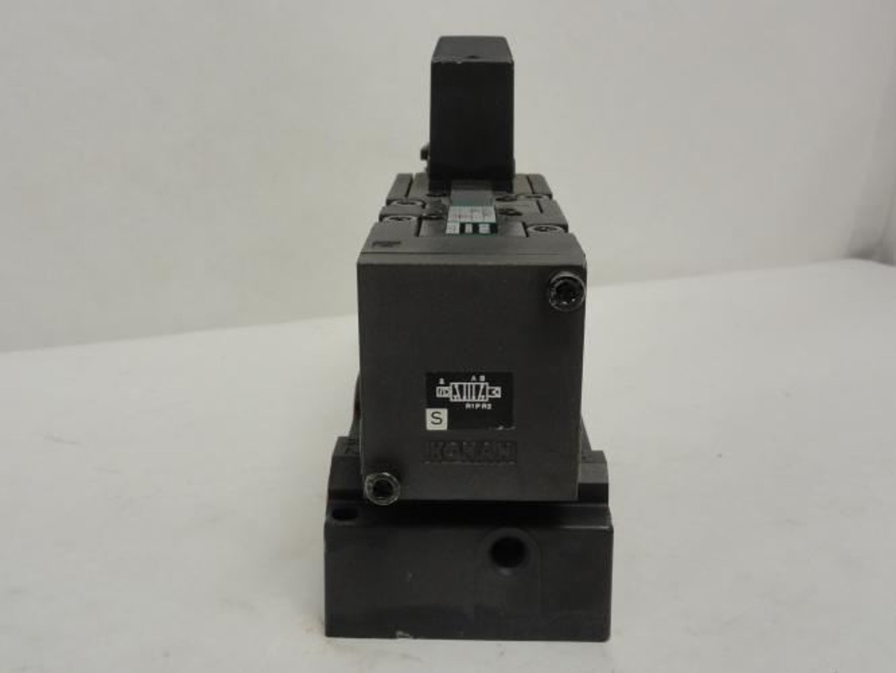 Konan 414S604C-BA2; Solenoid Valve 1.0 MPa; 115/120VAC; 1/2 FNPT