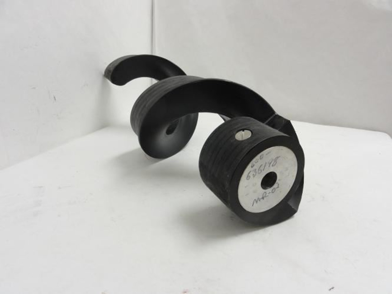 Cantrell 378710BLK; PIGTAIL LH 2:1 6" CTR; 1"ID; 24" L