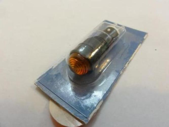 Idec AP1M222A; Domed Light; 10mm; Amber