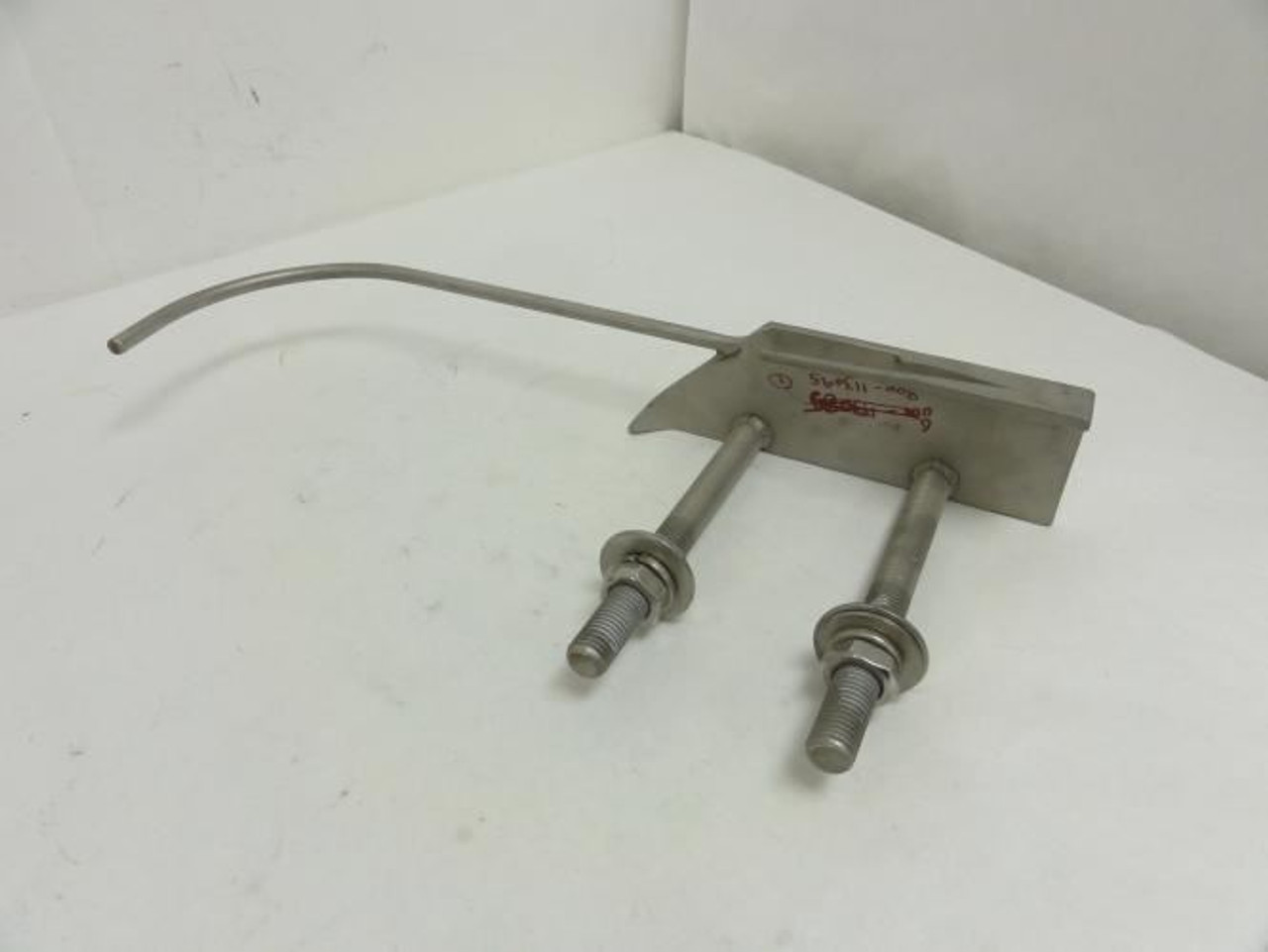 MFG- N079005; SS Right Blade Plate; M20-2.5 Thread Size MFG- N079005; SS Right Blade Plate; M20-2.5 Thread Size