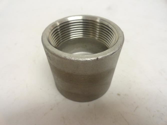 Industry-STD 48UH16; Pipe Adapter; SS-304; 1-1/2NPT x 3/4NPT